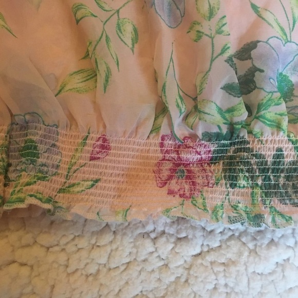 off-shoulder floral light pinktop - Picture 4 of 7